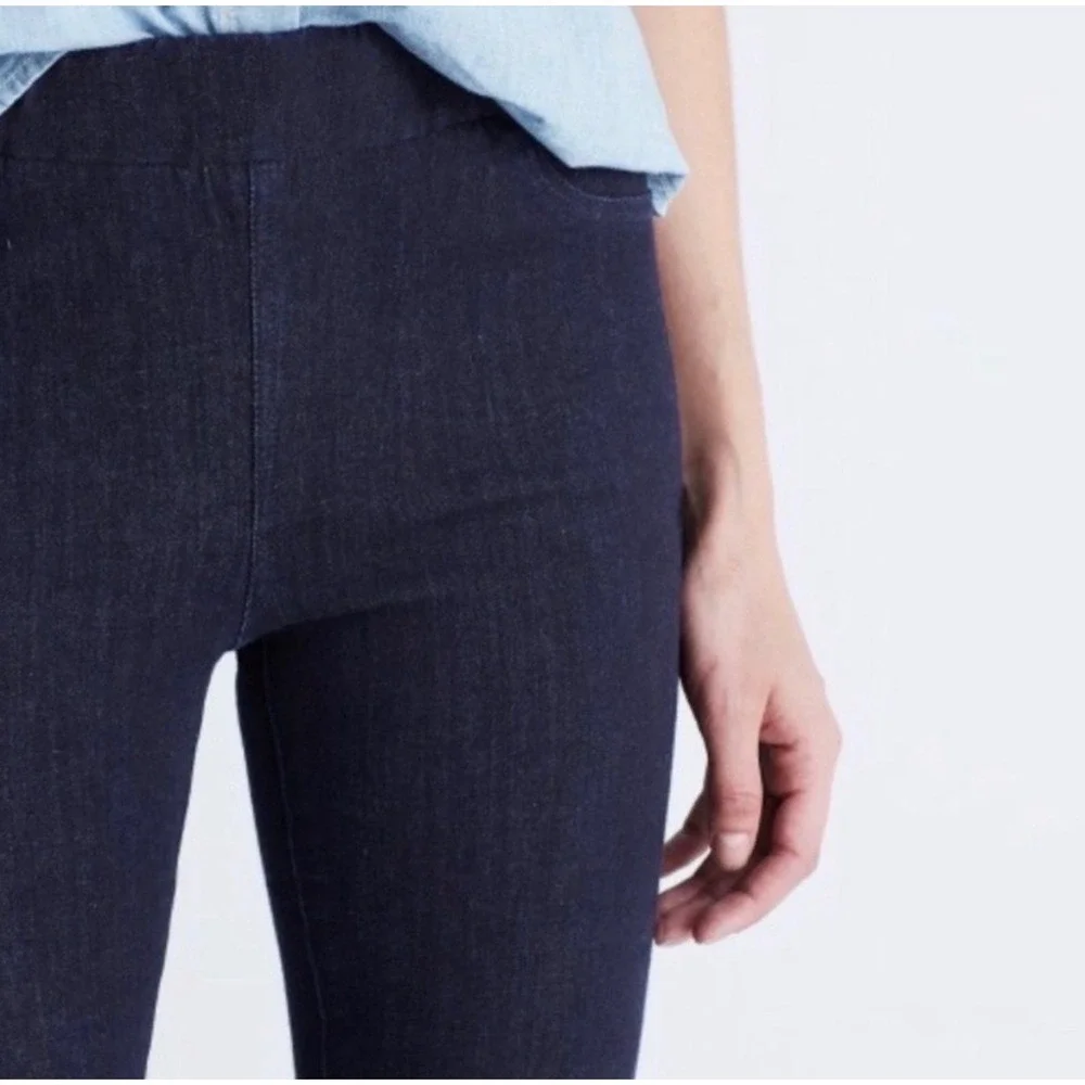 Madewell Jeans size 29 The Anywhere Jean Dark Pull On Skinny Jeggings comfort